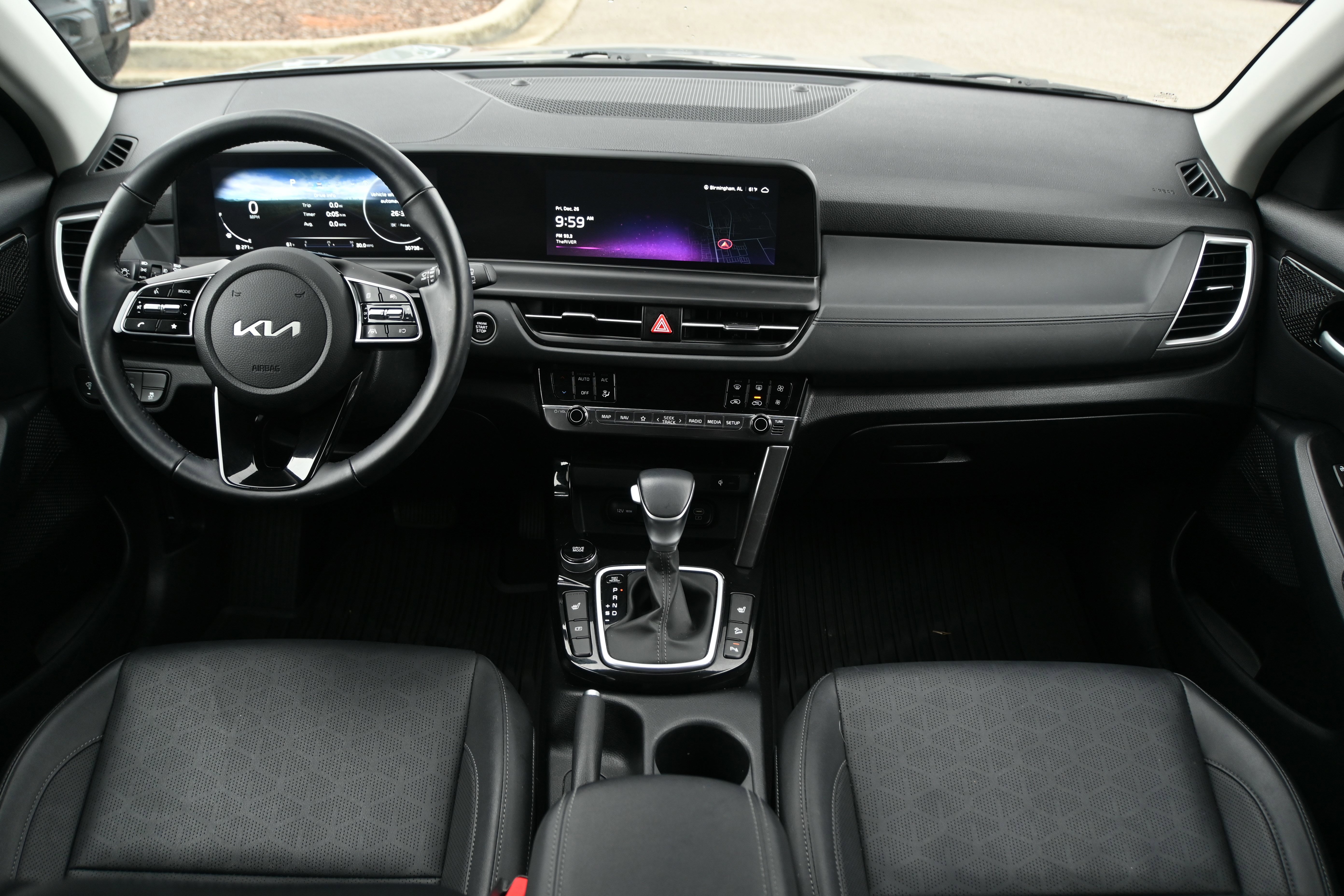 Used 2025 Kia Seltos EX image 3