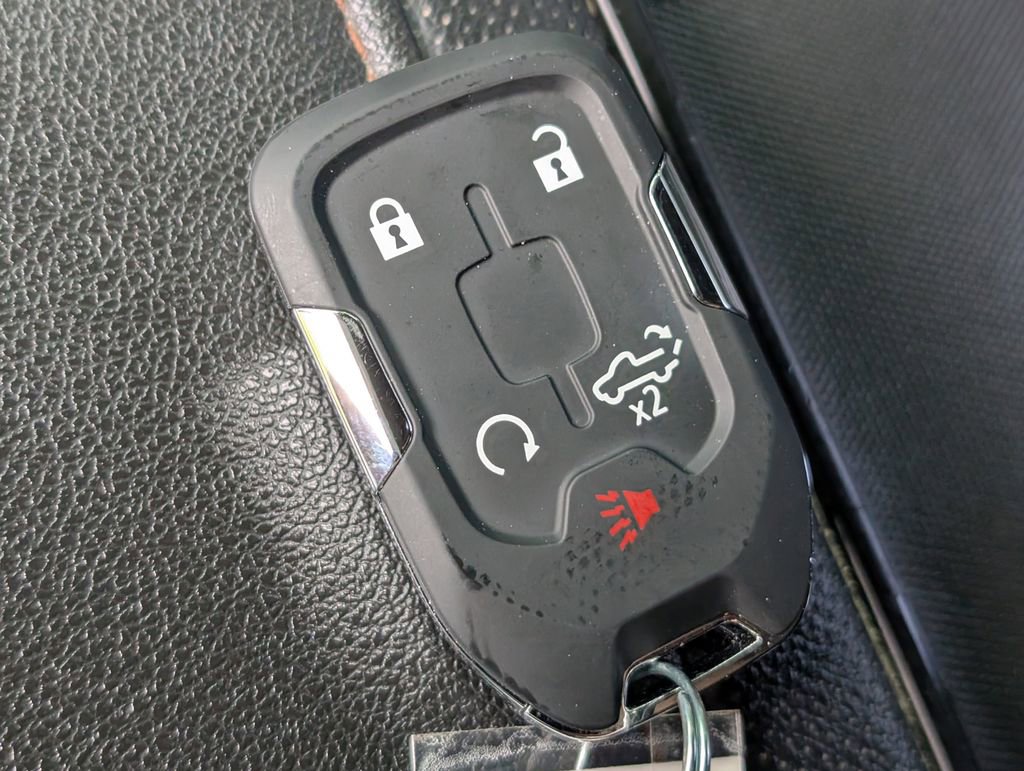 Used 2021 GMC Sierra 1500 AT4 w/ AT4 Preferred Package AWD/4WD image 30