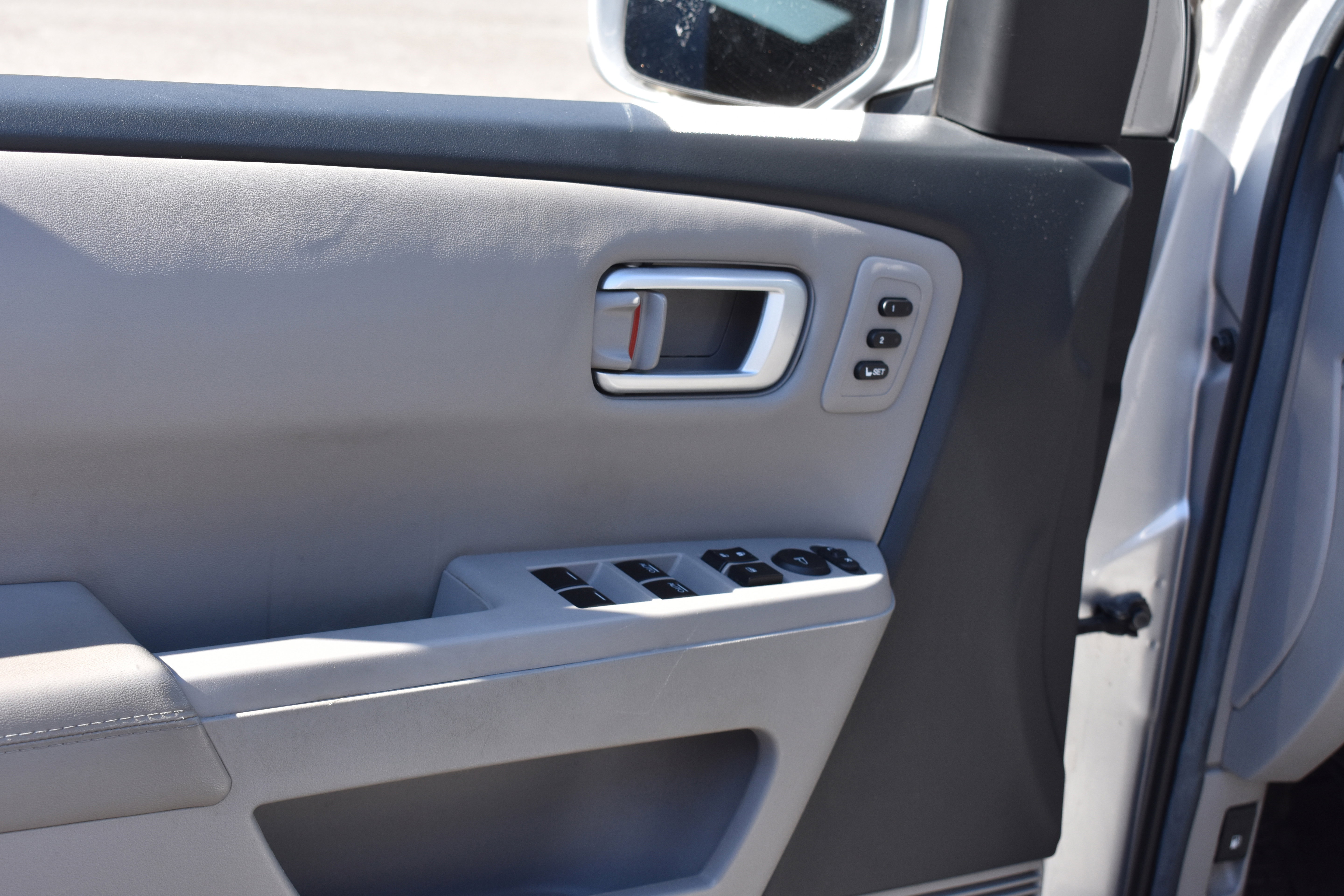 Used 2012 Honda Pilot Touring image 26