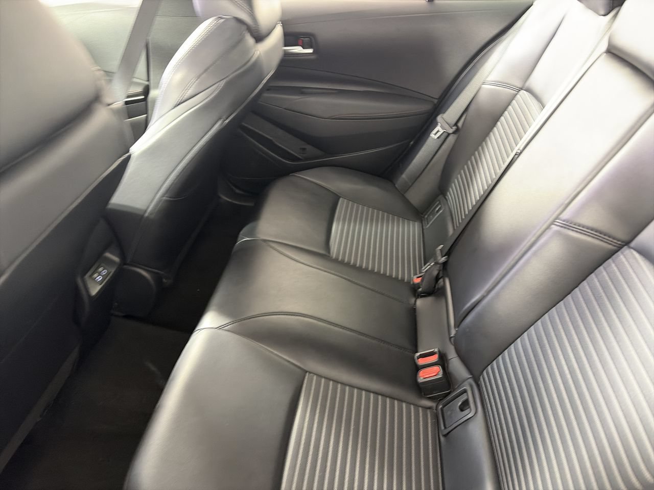 Used 2024 Toyota Corolla XSE FWD image 22