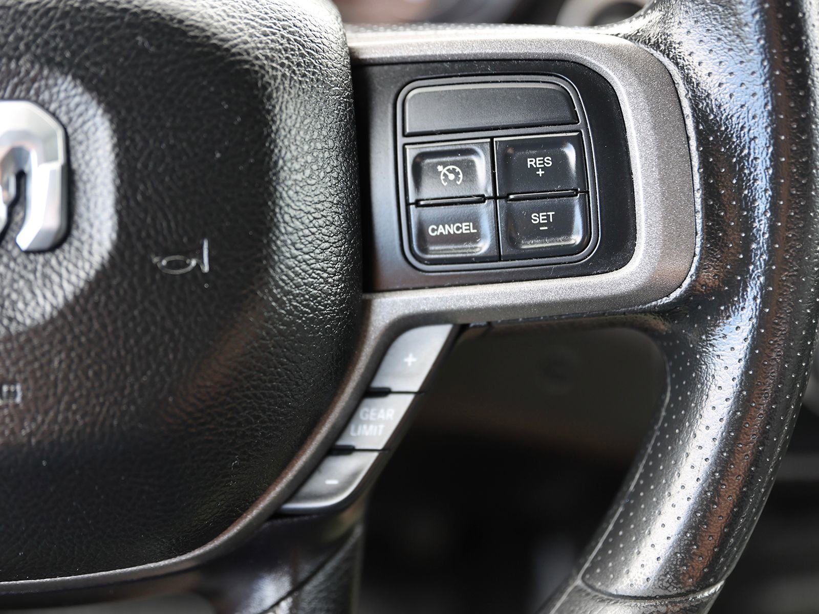 Used 2022 RAM 2500 Tradesman AWD/4WD image 39
