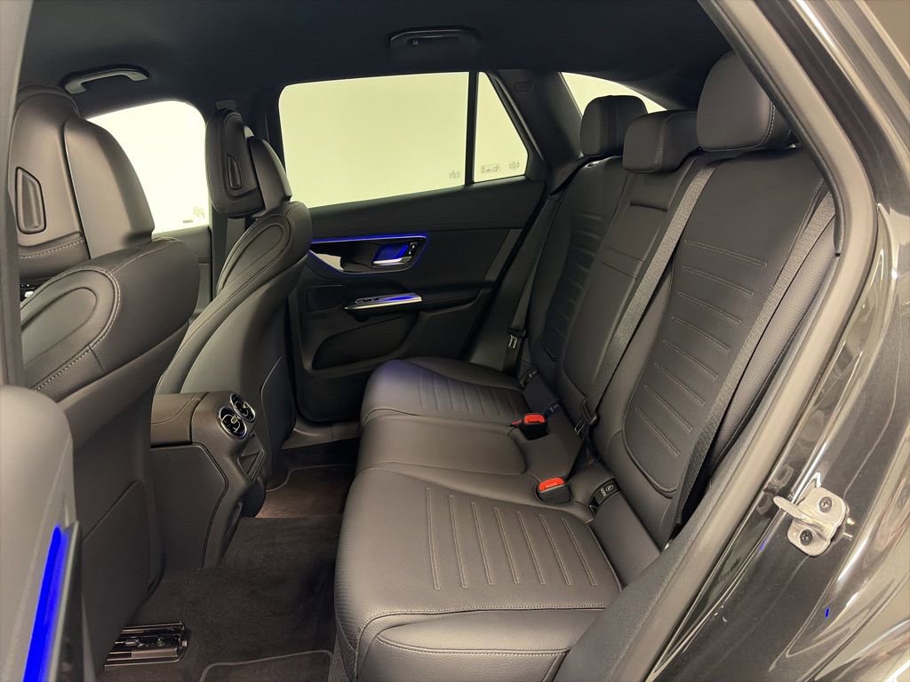 Used 2026 Mercedes-Benz GLC 350e 4MATIC image 14