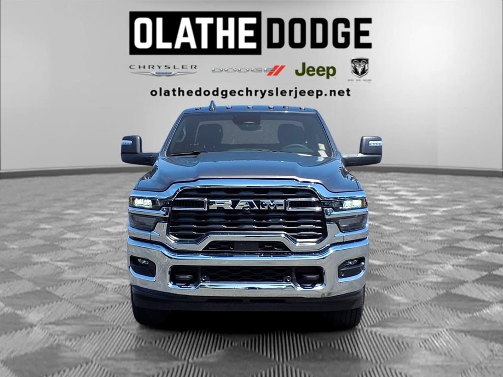 Used 2025 RAM 2500 Big Horn AWD/4WD image 32