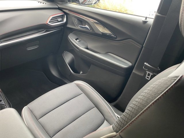 Used 2021 Chevrolet TrailBlazer RS w/ Convenience Package image 35