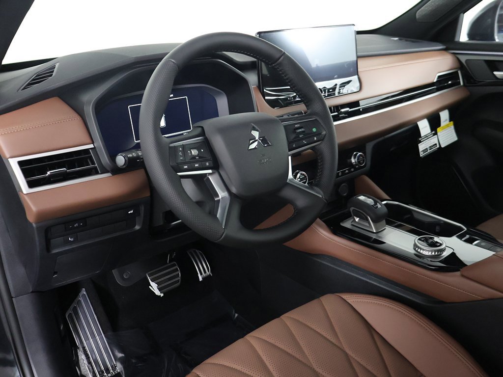 New 2025 Mitsubishi Outlander SEL image 34