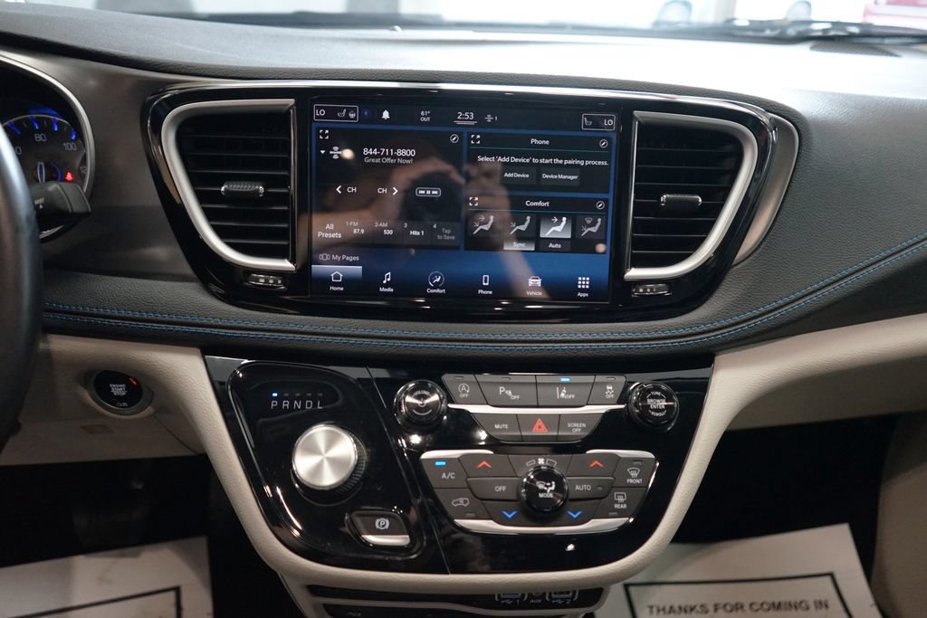 Used 2021 Chrysler Pacifica Touring-L w/ Uconnect Theater Family Group AWD/4WD image 8