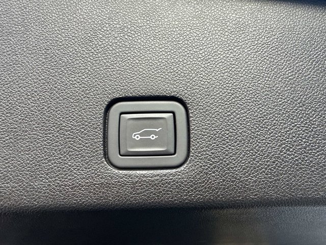Certified 2024 Cadillac XT6 Premium Luxury AWD/4WD image 59