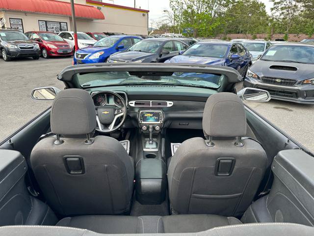 Used 2015 Chevrolet Camaro LT RWD image 18