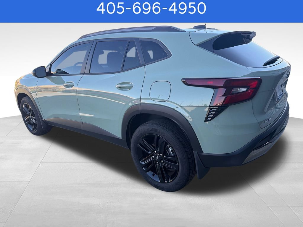 Used 2025 Chevrolet Trax ACTIV FWD image 3