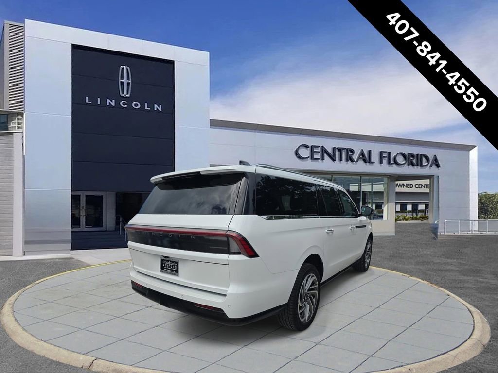 New 2026 Lincoln Navigator L Reserve AWD/4WD image 3