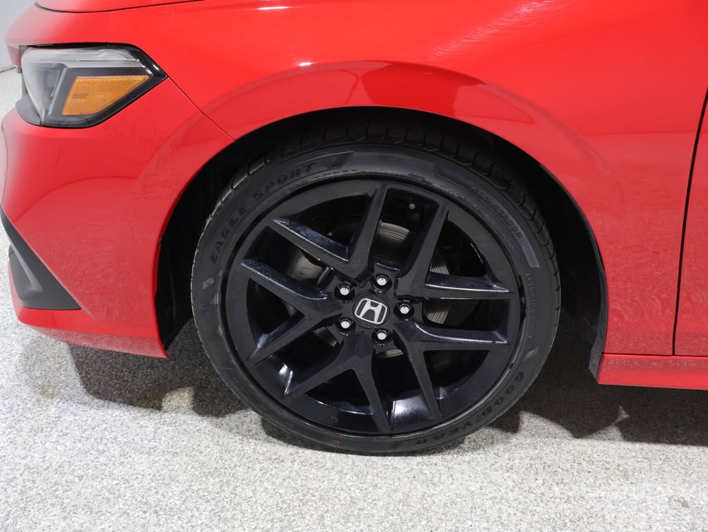 Used 2023 Honda Civic Sport image 8