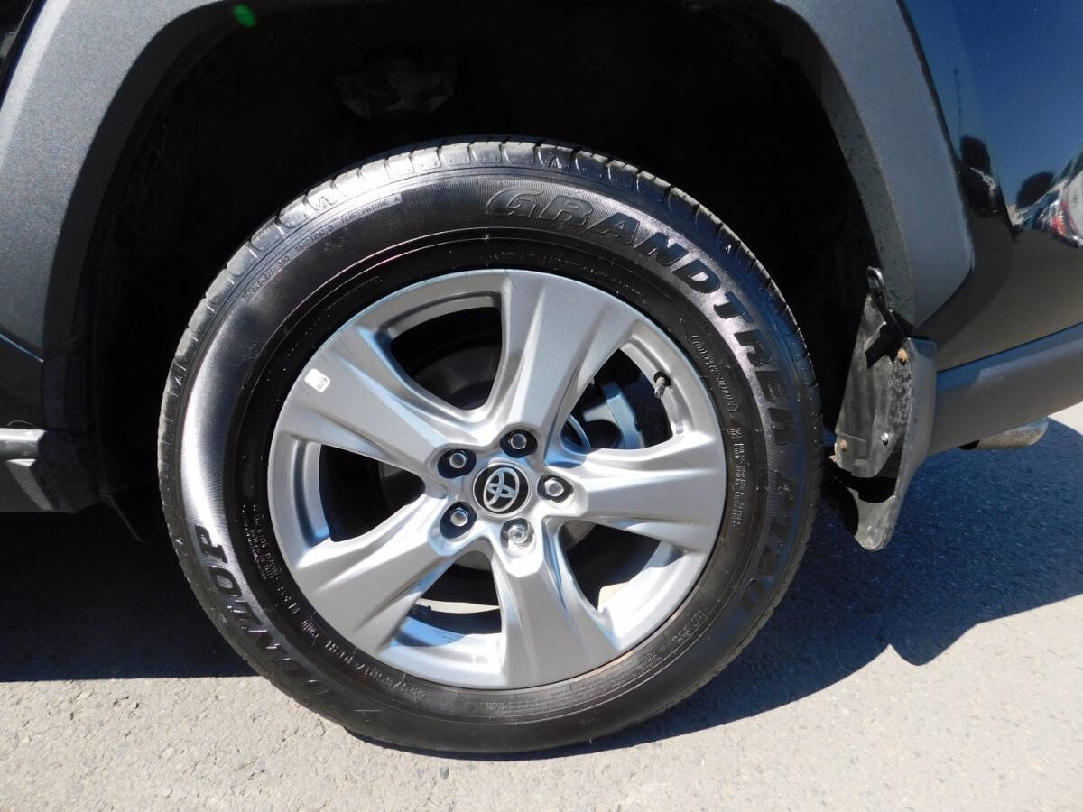 Used 2024 Toyota RAV4 XLE image 26