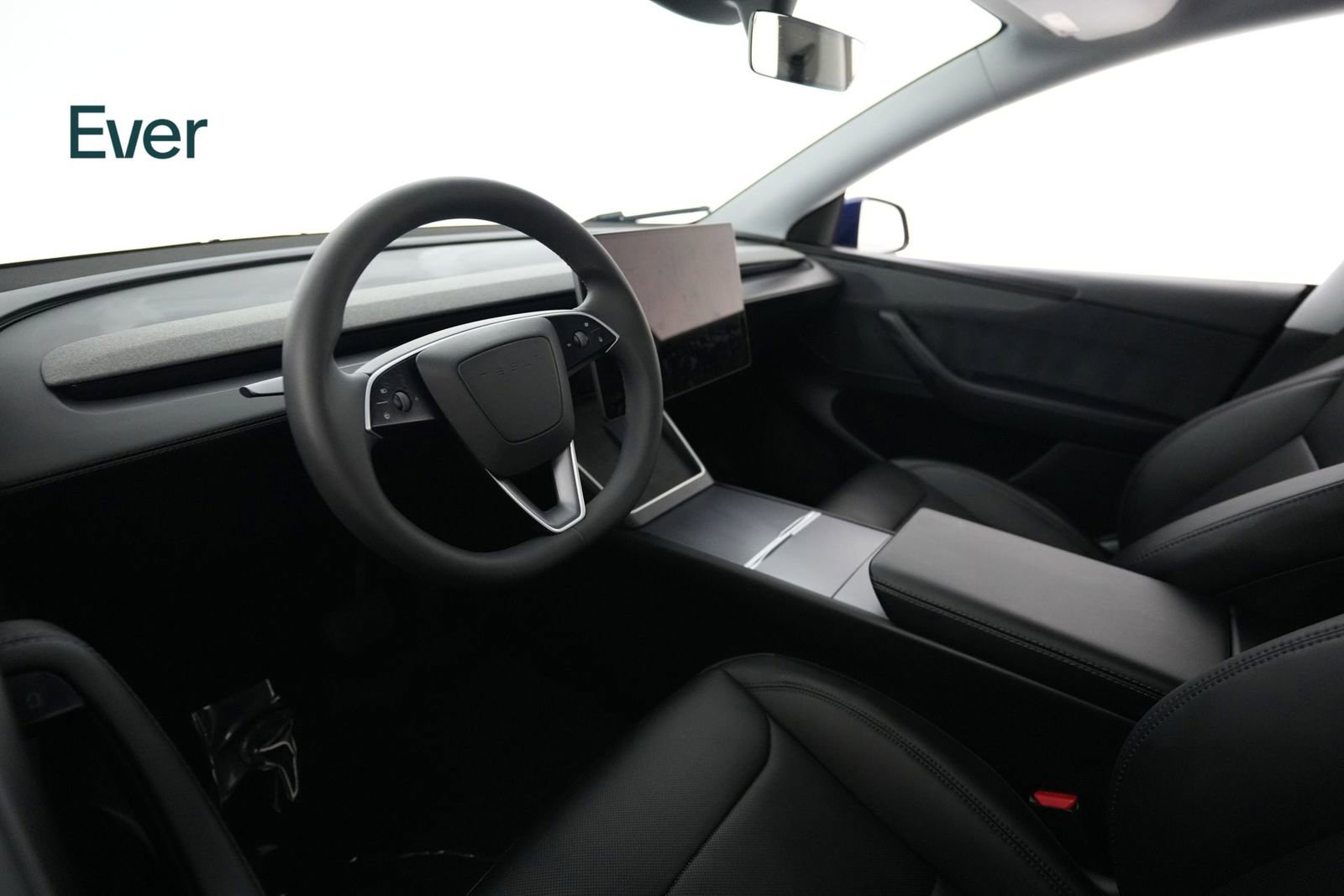 Used 2026 Tesla Model Y 2WD image 23