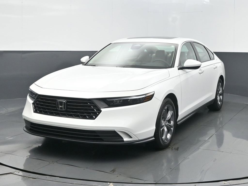 Certified 2024 Honda Accord EX image 7