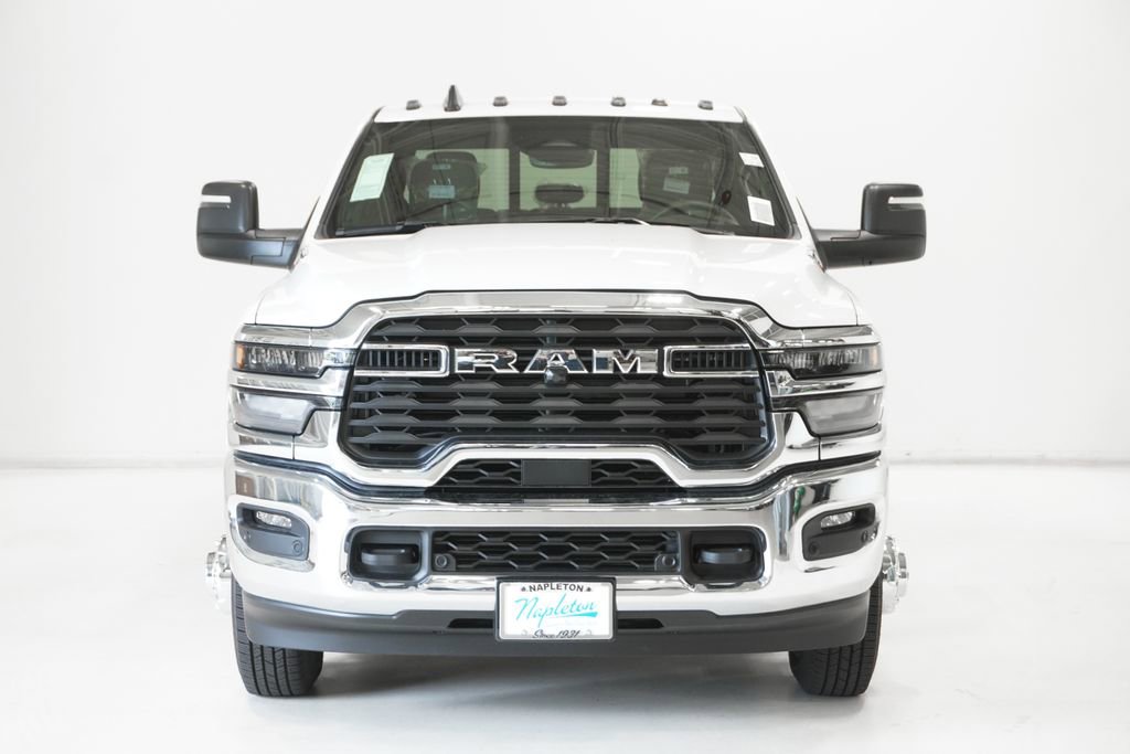 New 2026 RAM 3500 Tradesman AWD/4WD image 5