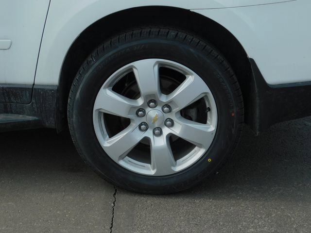 Used 2017 Chevrolet Traverse LT w/ Style and Technology Package image 8