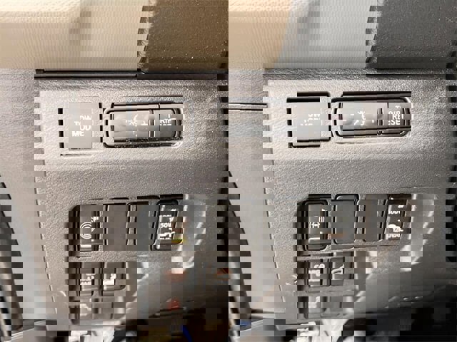 Used 2022 Nissan Frontier SV image 15