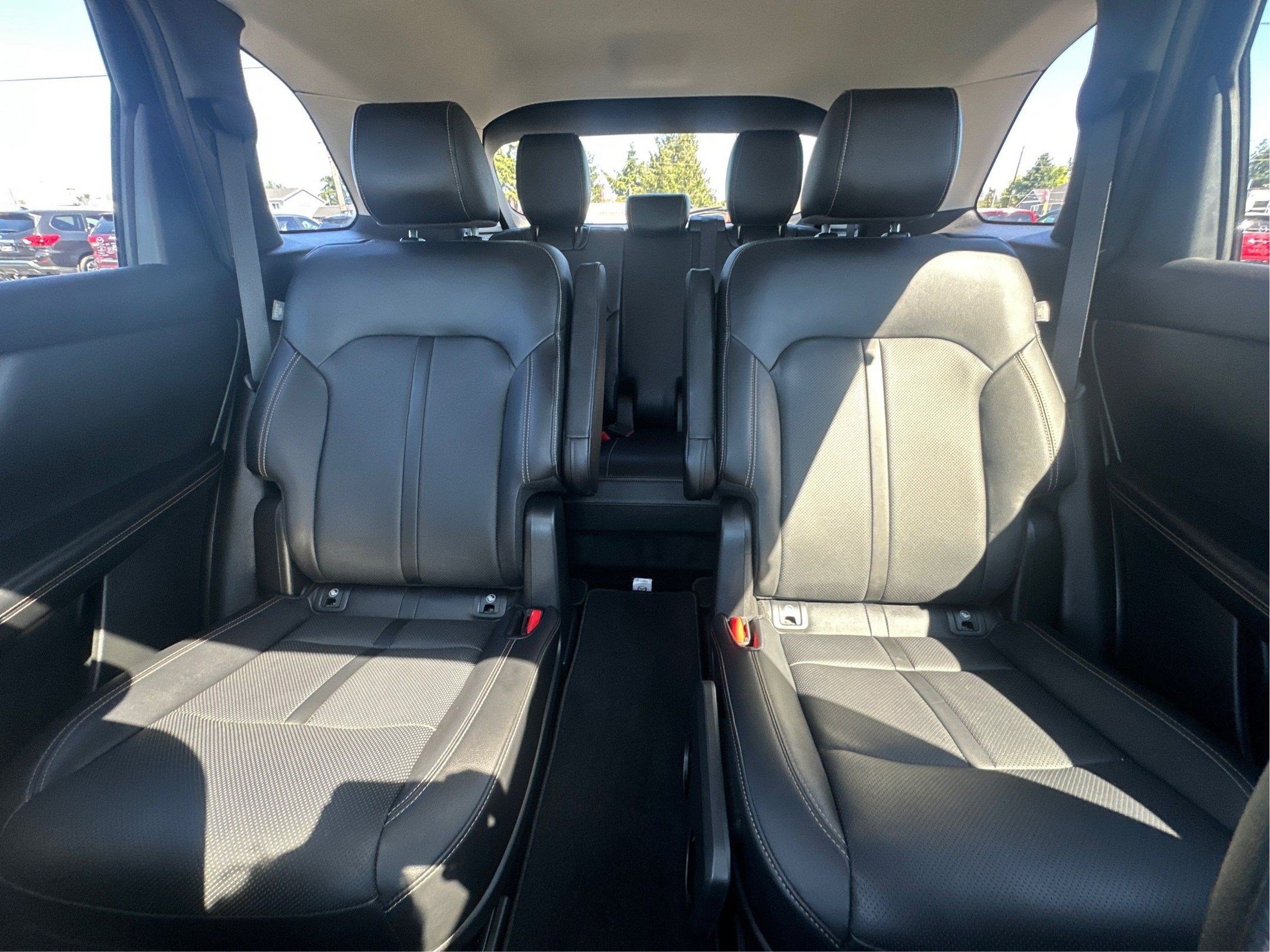 Used 2024 MAZDA CX-90 Plug-In Hybrid w/ Premium Pkg AWD/4WD image 41