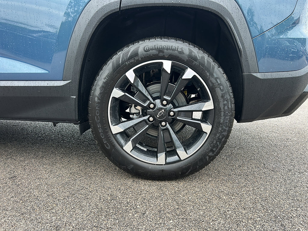 New 2027 Chevrolet Equinox RS w/ Convenience Package III AWD/4WD image 6