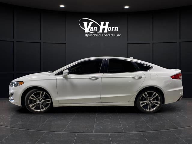 Used 2019 Ford Fusion Titanium FWD image 4