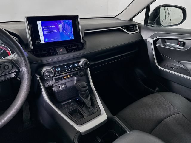 Certified 2025 Toyota RAV4 XLE FWD image 24