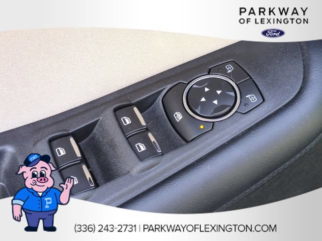 Used 2016 Ford Edge SE FWD image 13
