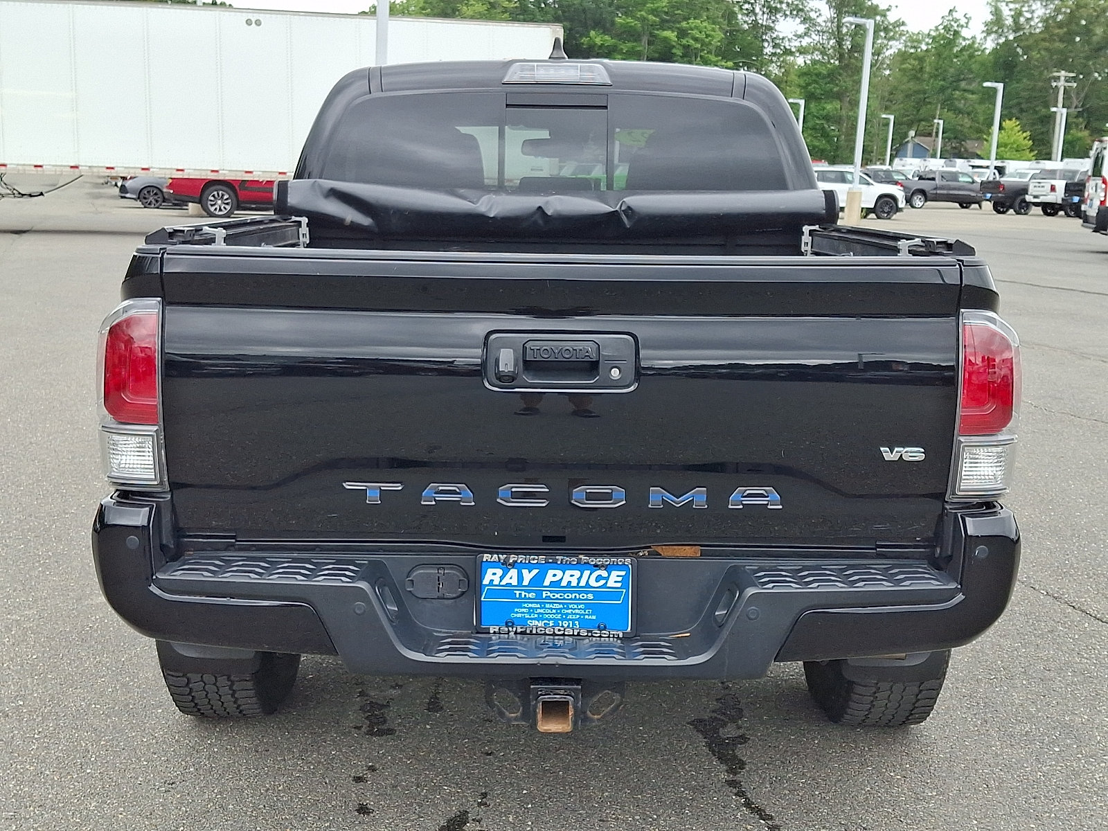 Used 2022 Toyota Tacoma TRD Off-Road w/ Technology Package AWD/4WD image 5