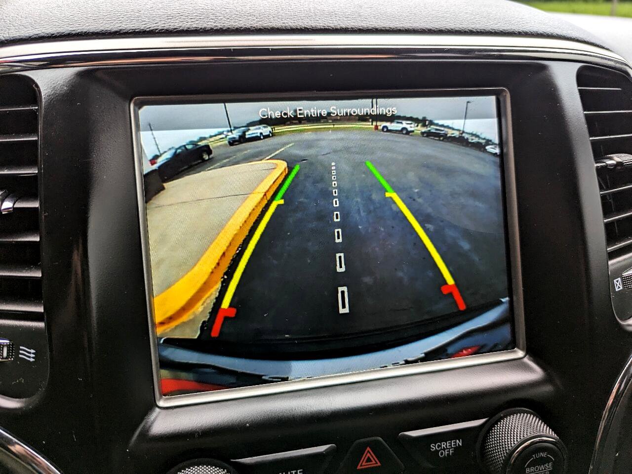 Used 2018 Jeep Grand Cherokee Altitude image 20