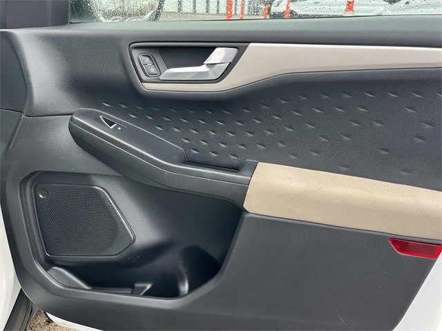 Certified 2020 Ford Escape SE image 23