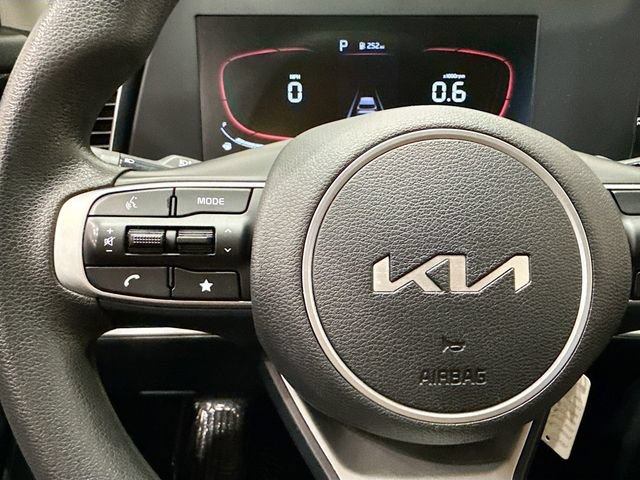 Used 2023 Kia Sportage LX AWD/4WD image 25