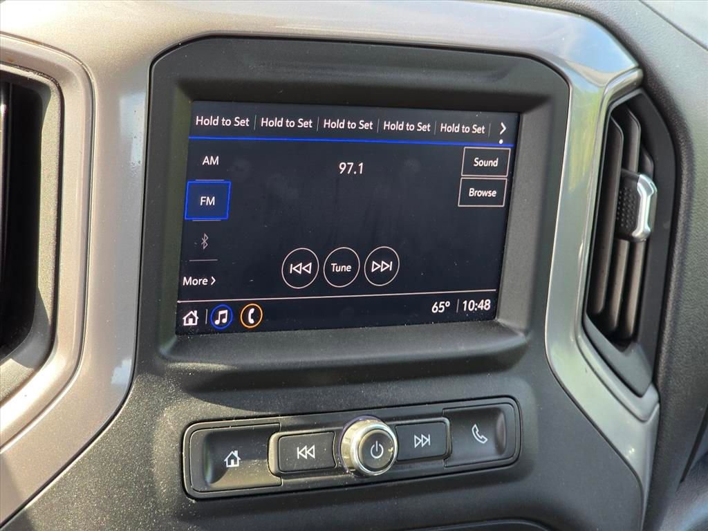 Used 2022 Chevrolet Silverado 1500 W/T w/ Trailering Package AWD/4WD image 4