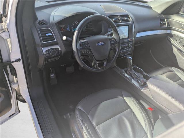 Used 2017 Ford Explorer XLT w/ Equipment Group 202A image 14