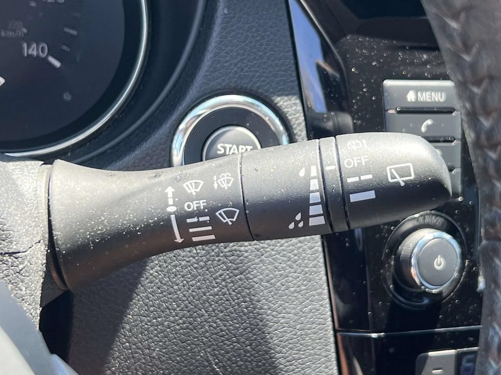 Used 2020 Nissan Rogue SV AWD/4WD image 22