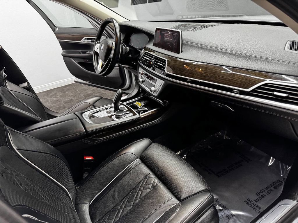 Used 2020 BMW 740i image 57