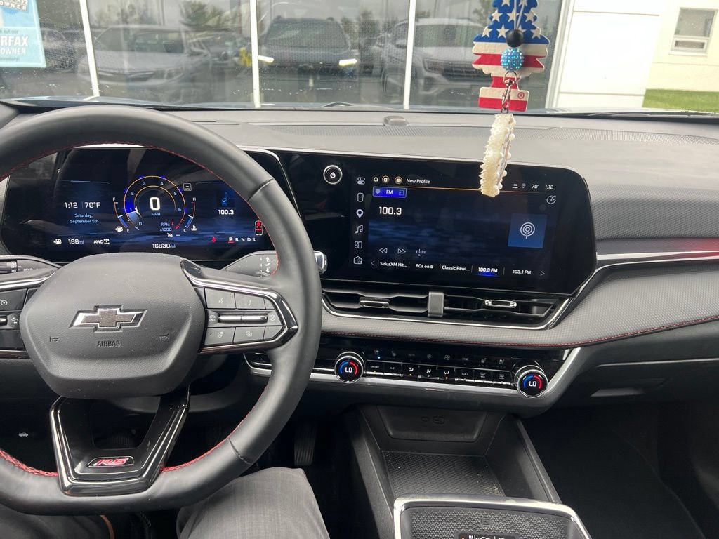 Used 2025 Chevrolet Equinox RS w/ Safety and Technology Package AWD/4WD image 10