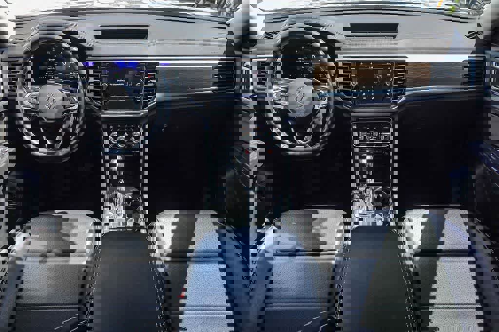 Used 2022 Volkswagen Atlas SE w/ Panoramic Sunroof Package image 11