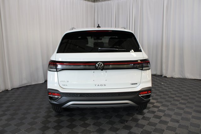 New 2025 Volkswagen Taos SEL image 26