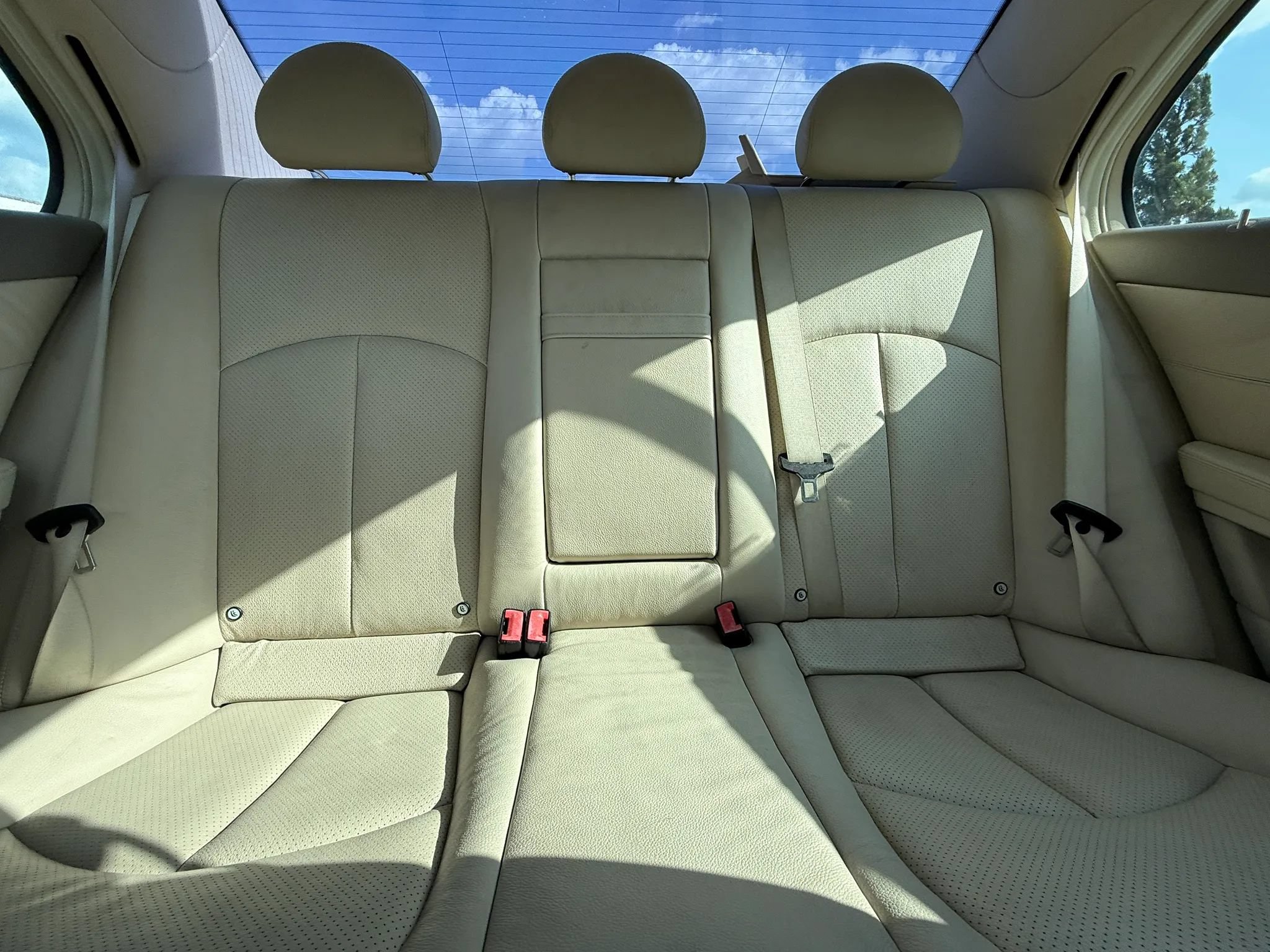 Used 2004 Mercedes-Benz E 500 4MATIC Sedan image 22