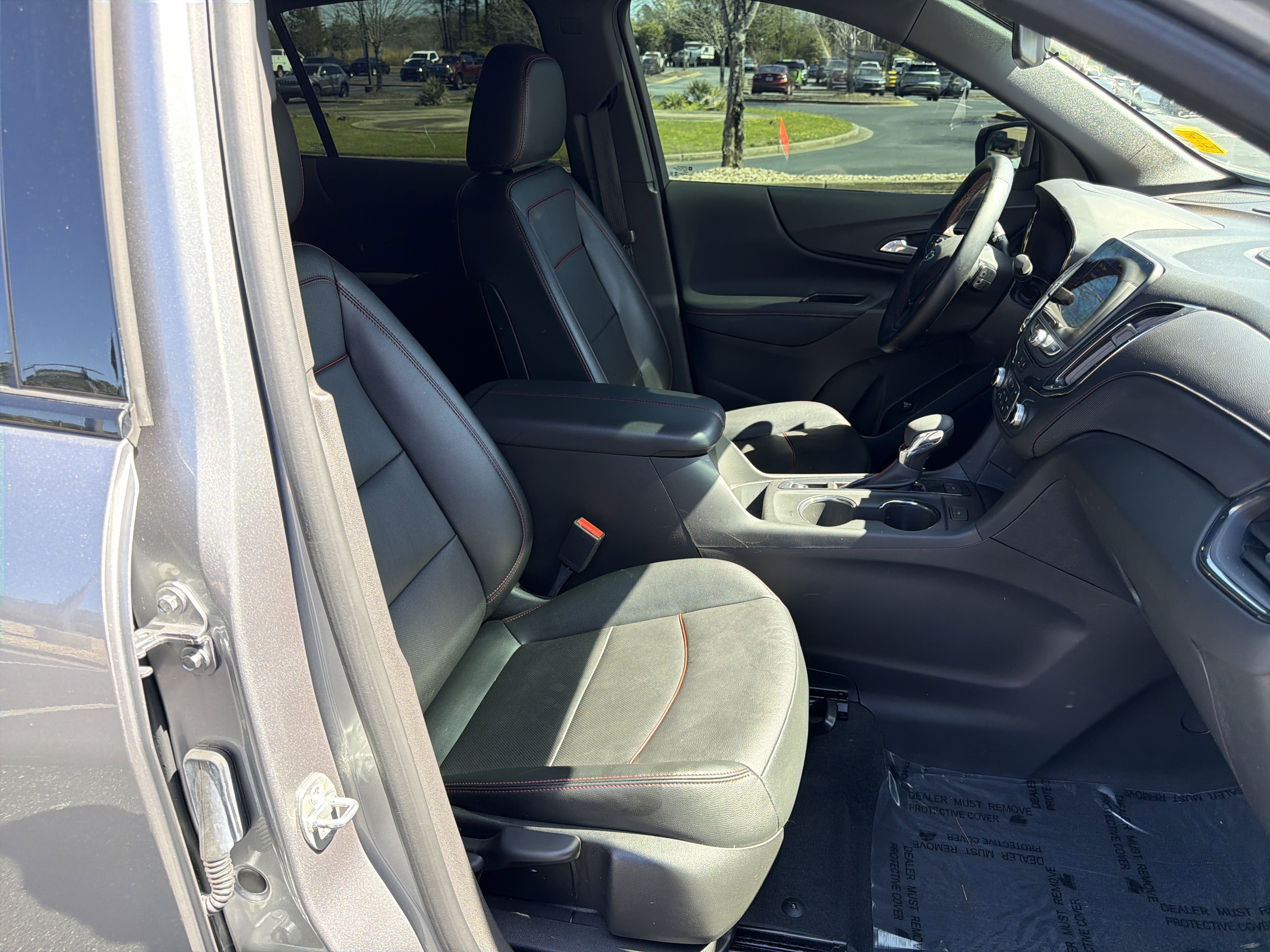 Used 2023 Chevrolet Equinox RS w/ RS Leather Package image 13
