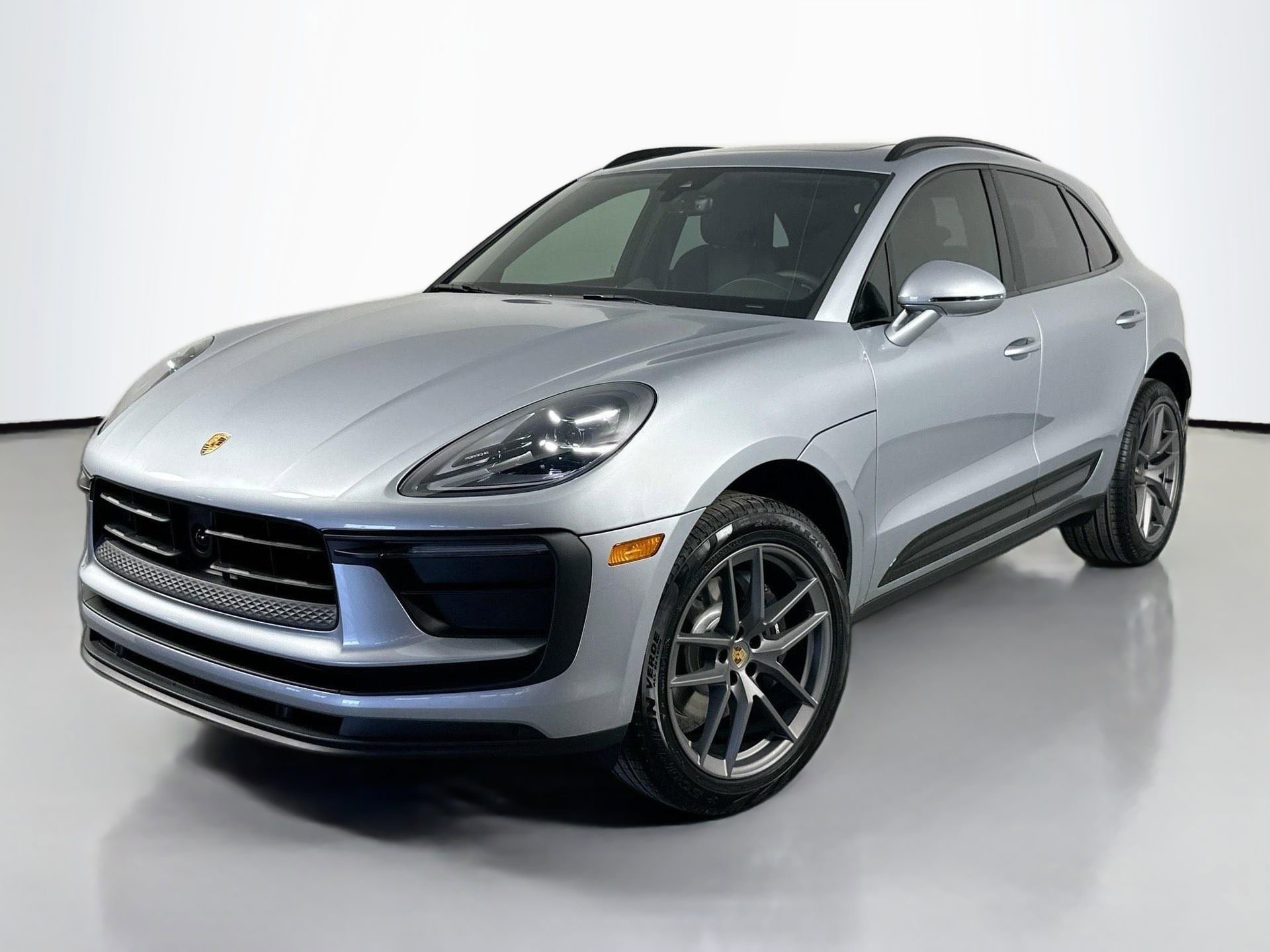 Certified 2025 Porsche Macan
