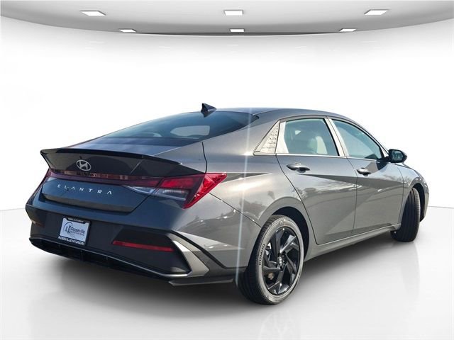 New 2026 Hyundai Elantra Sport image 10