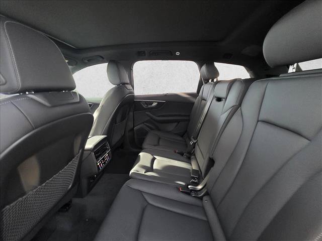 New 2026 Audi Q7 3.0T Premium Plus AWD/4WD image 18