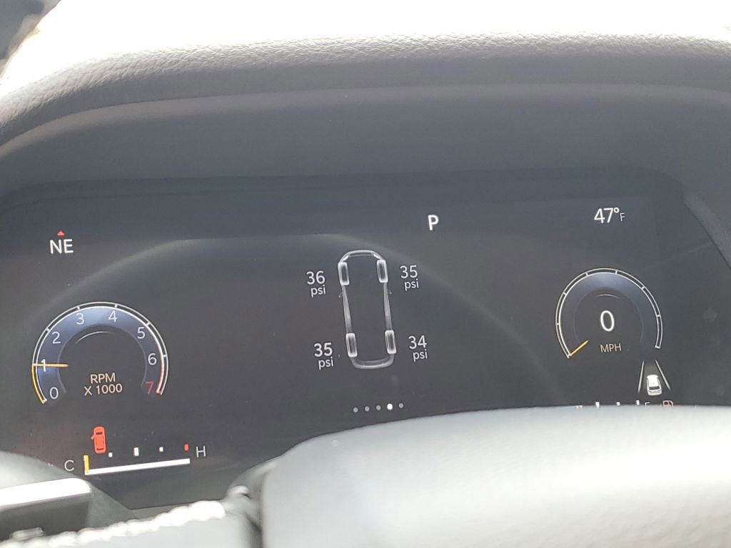 Used 2022 Jeep Grand Cherokee L Limited AWD/4WD image 11