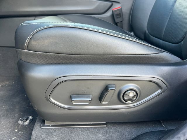 New 2026 Jeep Grand Cherokee L Limited AWD/4WD image 11