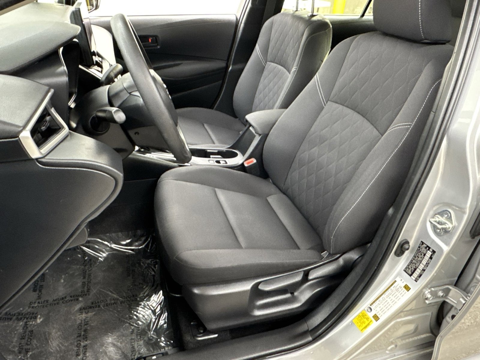 Used 2023 Toyota Corolla LE image 17