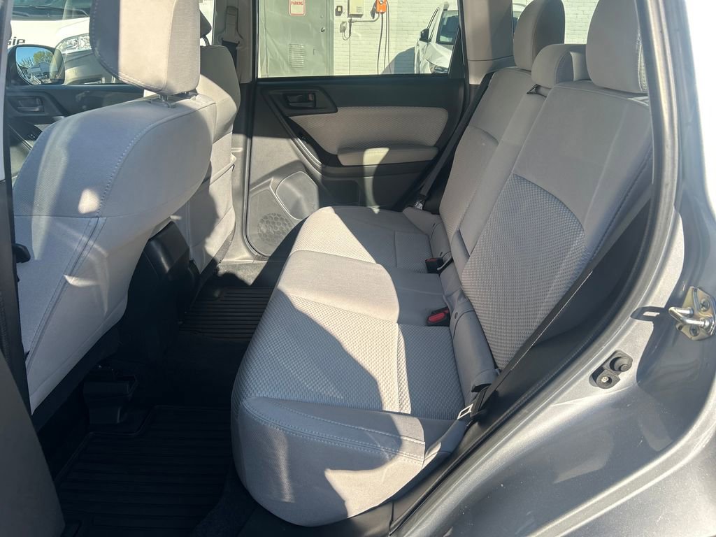 Used 2018 Subaru Forester 2.5i Premium w/ All-Weather Package AWD/4WD image 27