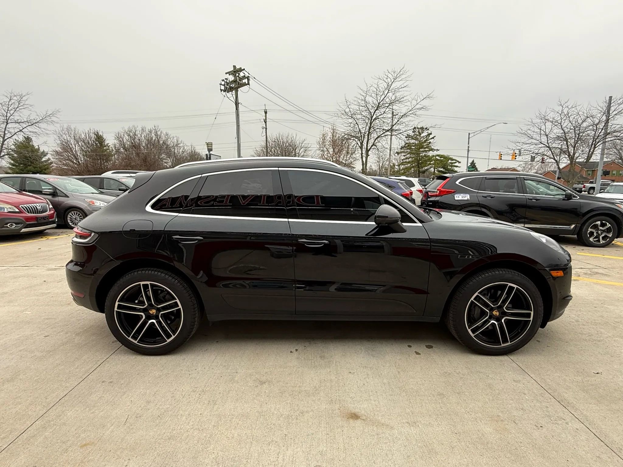 Used 2021 Porsche Macan S w/ Premium Package Plus image 8