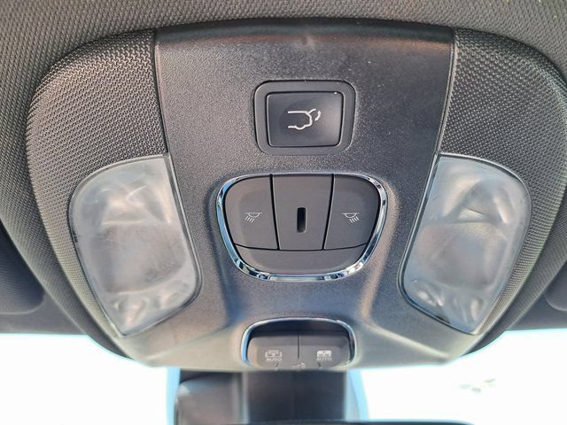 Used 2023 Jeep Compass High Altitude w/ Driver Assist Group I AWD/4WD image 21