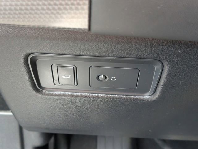 Used 2019 Land Rover Range Rover Sport HST image 35
