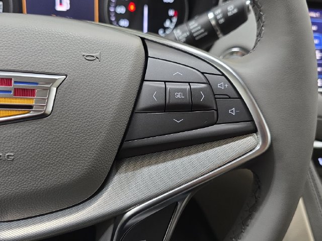 New 2026 Cadillac XT5 Premium Luxury w/ LPO, Floor Liner Package AWD/4WD image 14